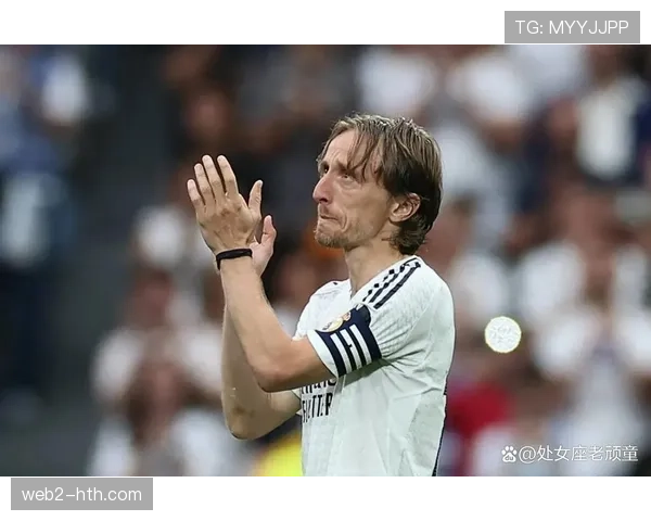 更衣室的领袖：镜头下的莫德里奇在皇马晋级后